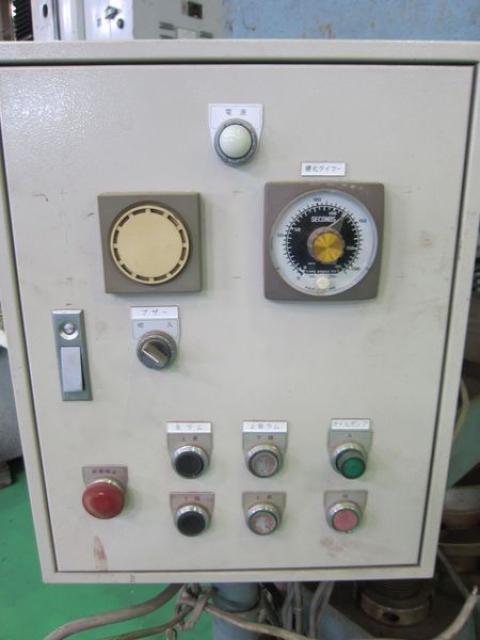 日東精機製作所 DA 200T油圧プレス