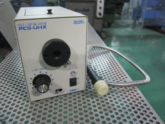日本ピー・アイ PCS-UHX ハロゲン光源装置
