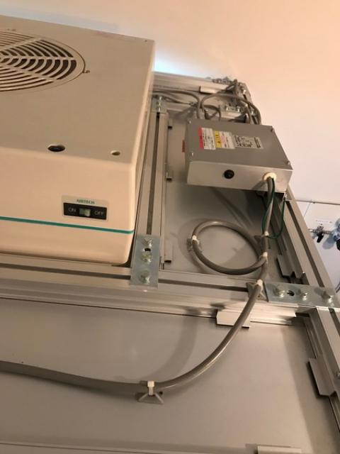 日本エアーテック CV2042858 クリーンブース