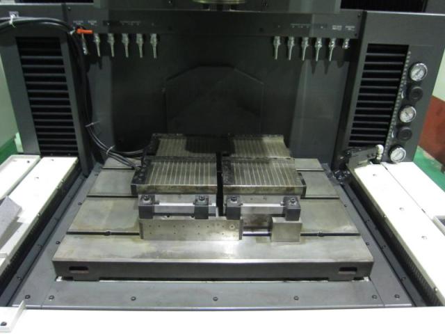 三菱電機 EA12VM 放電加工機