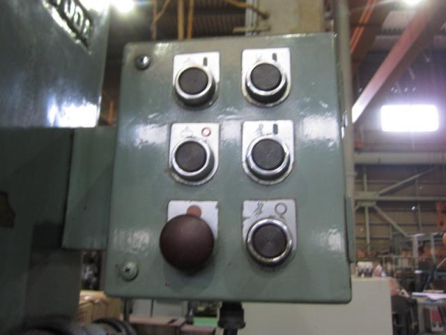 豊田工機 GC12-130 センター穴研削盤