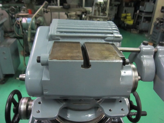牧野フライス製作所 C-40 工具研削盤