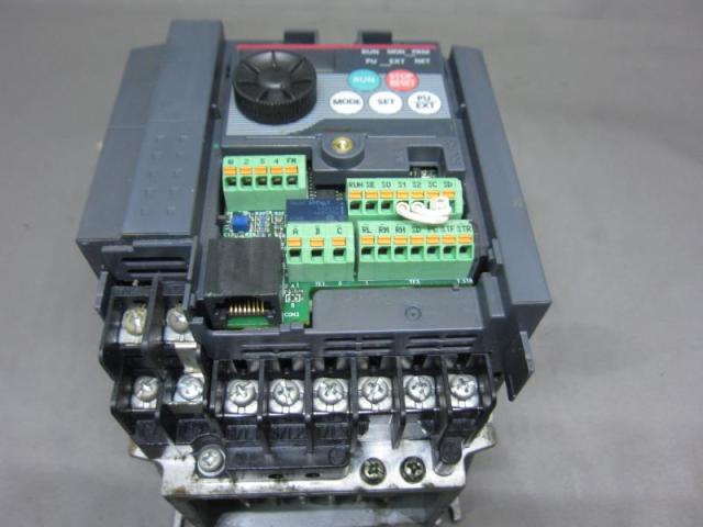 三菱電機 FR-D720-2.2K インバーター