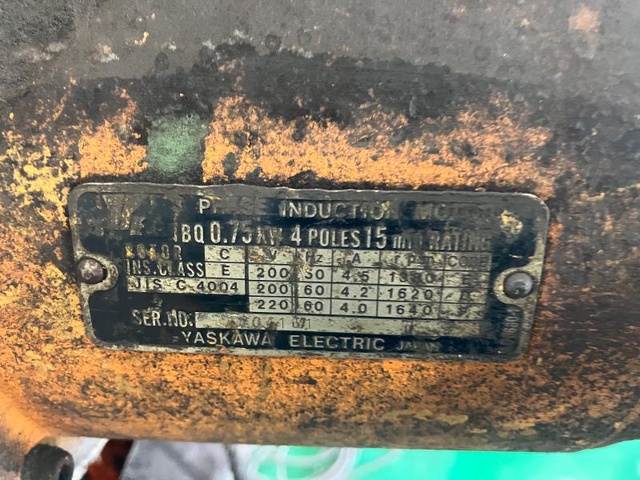 キトー Y4-333 0.5T電動チェーンブロック