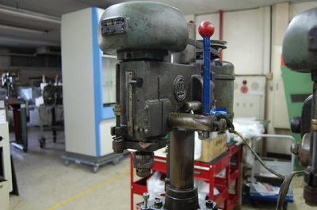 並木機械製作所 NBD-10-2 並立ボール盤