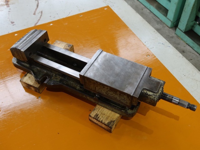 武田機械 TK125 油圧バイス
