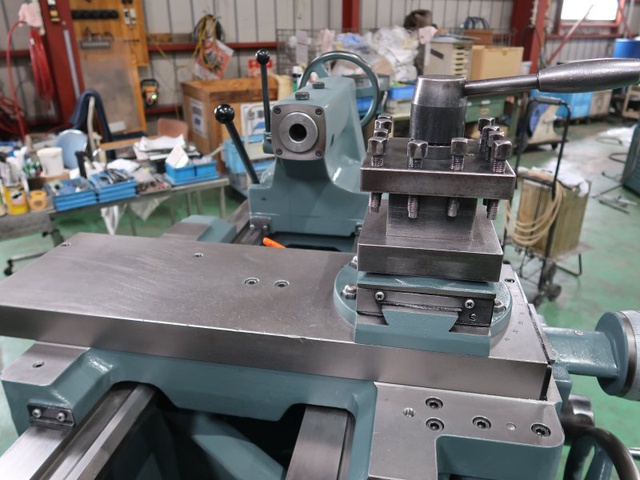 アマダマシンツール LEO-80A 6尺旋盤