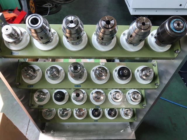 ヤマザキマザック VARIAXIS C-600 5軸立マシニング(BBT40)