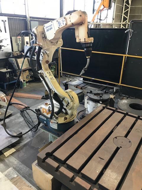 ダイヘン AⅡ-B4 溶接ロボット