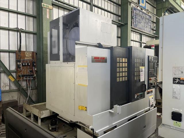 森精機製作所 NV5000α1A/40 立マシニング(BT40)