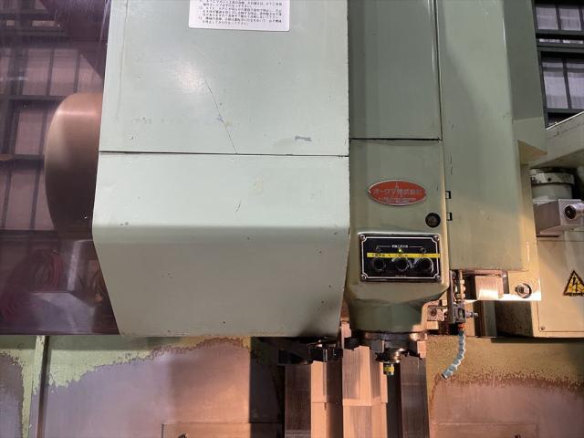 オークマ MC-40VA 立マシニング(BT40)