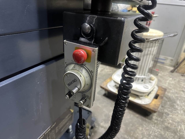 牧野フライス製作所 V33-A15 立マシニング(BT40)
