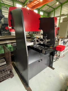 アマダ RG-35S 1.2m油圧プレスブレーキ