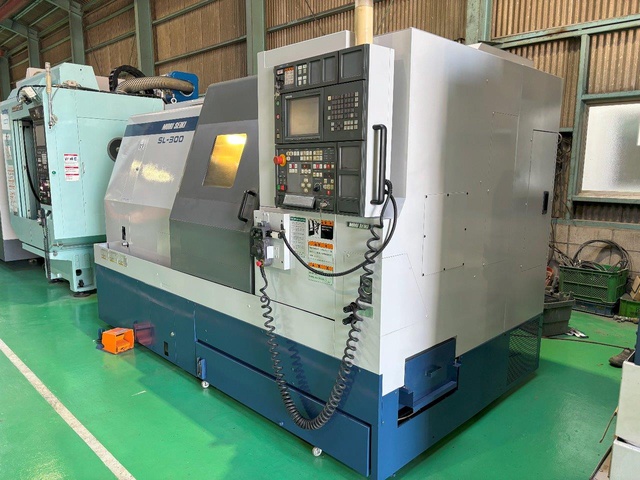 森精機製作所 SL-300B/700 NC旋盤(センター付)