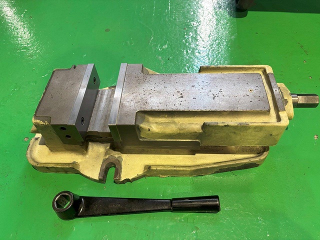 津田駒工業 VR-150 精密マシンバイス