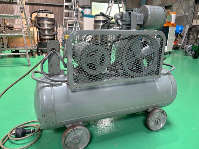 日立産機システム 0.75P-9.5T 0.75kwコンプレッサー