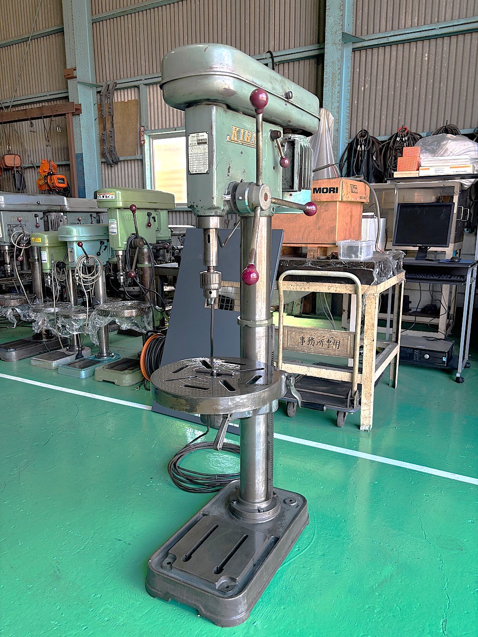 SUNSTAR SS530SKC-110SV モーターサイクルチェーン シルバー（チェーン