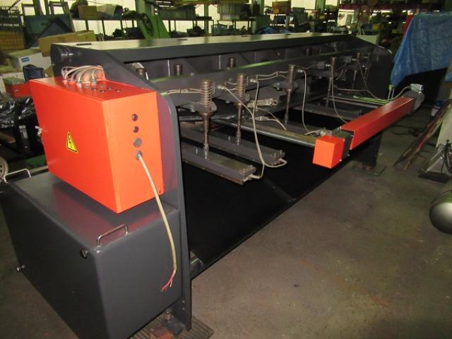 アマダ M-2545 2.5mメカシャーリング