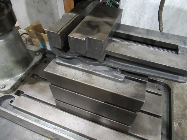 セイワ工業 MG-1100 1100mmラジアルボール盤