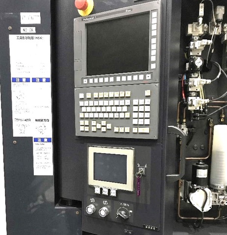 牧野フライス製作所 N2-5XA-GRAPHITE 5軸横マシニング