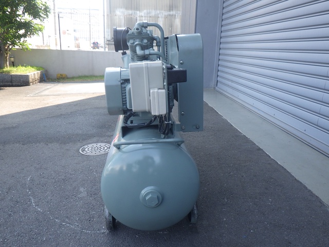 日立産機システム 3.7P-9.5VD6 3.7kwコンプレッサー