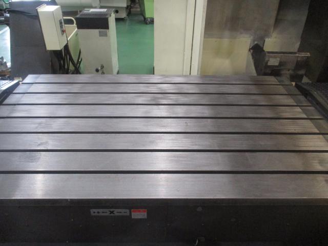 安田工業 YBM1218V 門型マシニング(BT50)