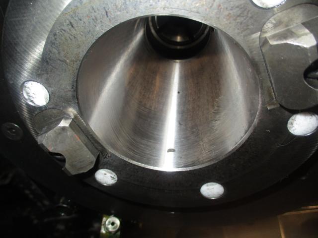 安田工業 YBM1218V 門型マシニング(BT50)