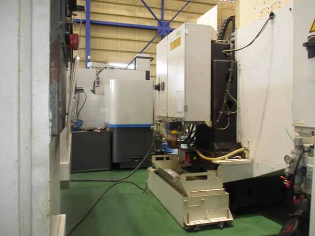 ファナック α-T21iFLa 立マシニング(BT30)