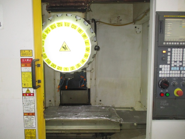 ファナック α-T21iFLa 立マシニング(BT30)