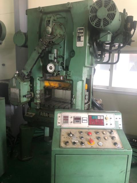 アイダ・ブルーダラー BSTA25 25T高速プレス