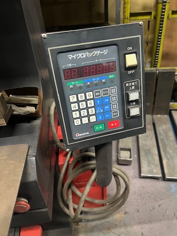 アマダ CB-83 0.3m油圧プレスブレーキ