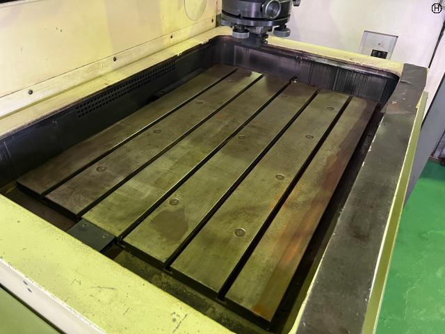 牧野フライス製作所 EDNC-85 NC放電加工機