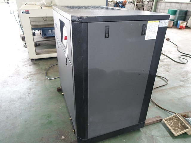 アネスト岩田 LRS-150BM5 15kwコンプレッサー