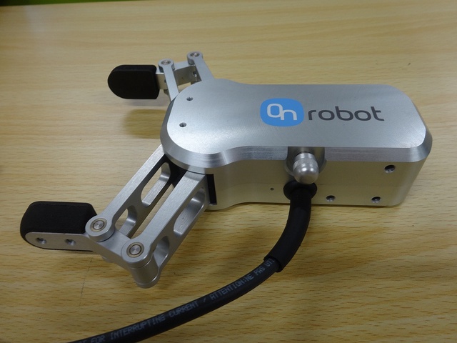 OnRobot RG2 電動グリッパ