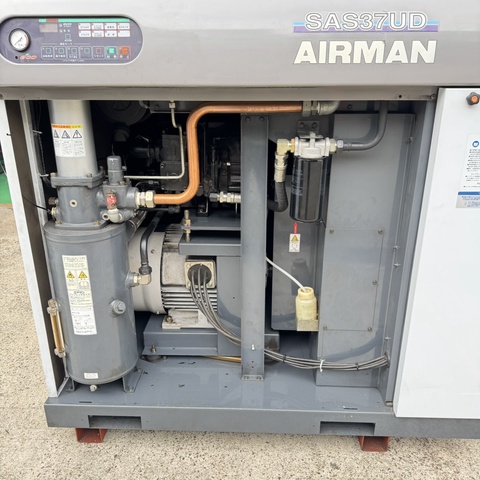 AIRMAN SAS37UD-68 37kwコンプレッサー