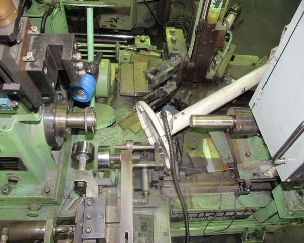 日本スピンドル製造 VF-T400-CNC-T2 NCスピニングマシン