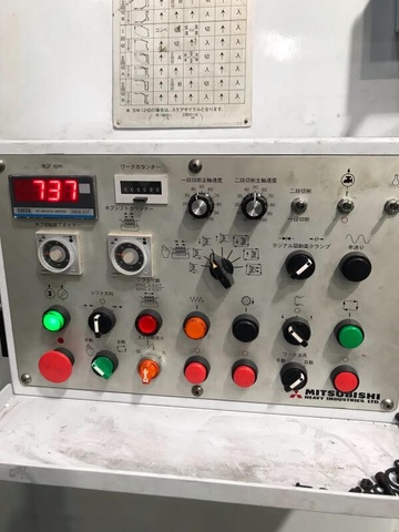 三菱重工業 GH-300 ホブ盤