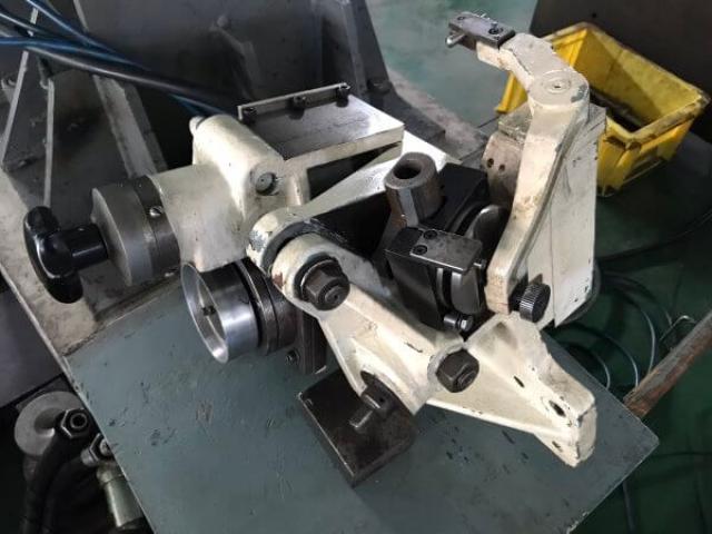 KLINGELNBERG AGW160; AGW231 ホブカッター研削盤