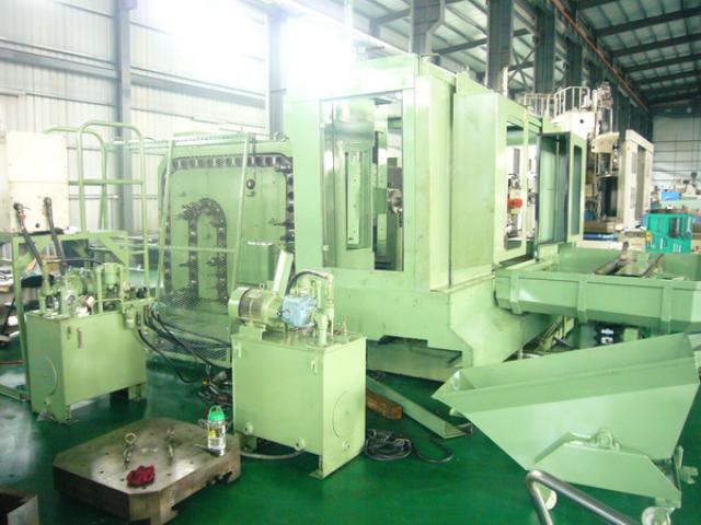 東芝機械 BMC-100・BMC-80 横マシニング(BT50)