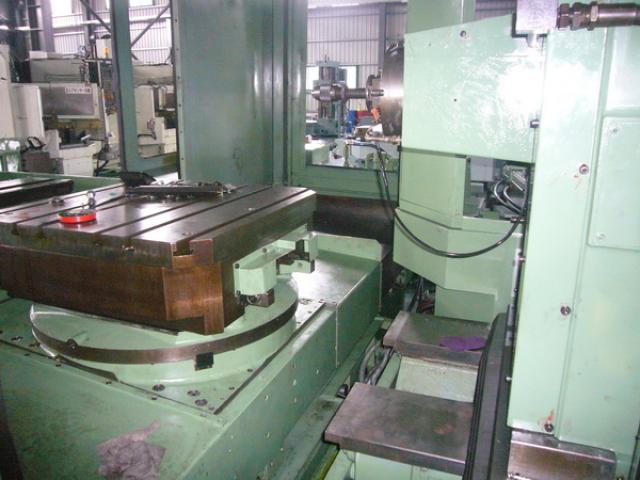 東芝機械 BMC-100・BMC-80 横マシニング(BT50)