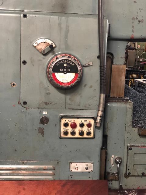 OKK MDH-4V ヒザ型立フライス