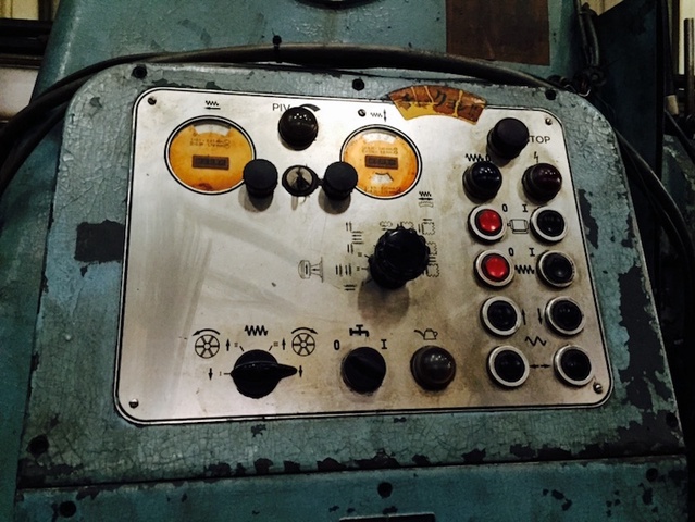 PFAUTER P-900 ホブ盤