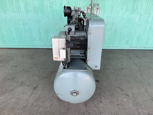 日立産機システム 7.5P-9.5VD6 7.5kwコンプレッサー
