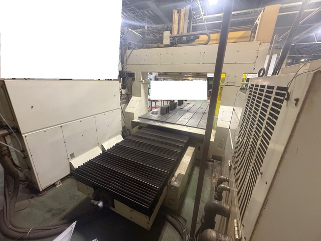 三菱 MITSUBISHI 3020HT 三次元CO2レーザー加工機