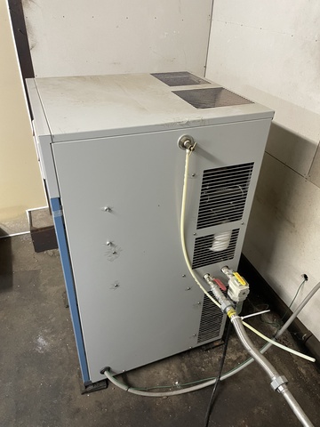 アネスト岩田 SLP-37EFDM5 3.7kwコンプレッサー