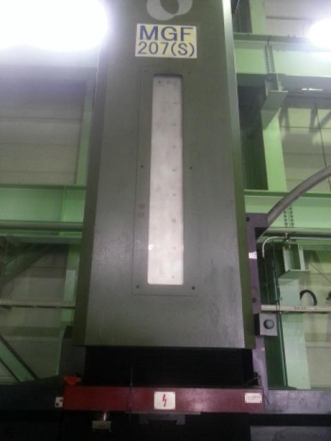 牧野フライス製作所 EDNC207S 放電加工機
