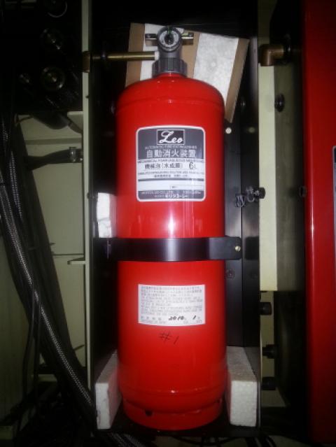 牧野フライス製作所 EDNC207S 放電加工機