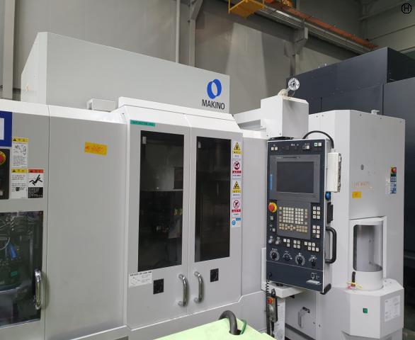 牧野フライス製作所 V33iG 立マシニング(HSK-E32)