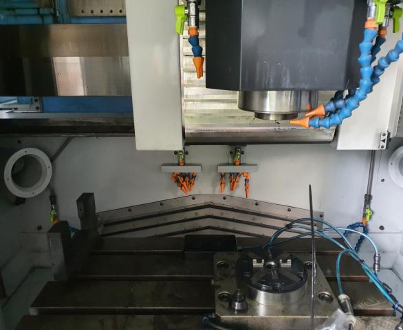 牧野フライス製作所 V33iG 立マシニング(HSK-E32)