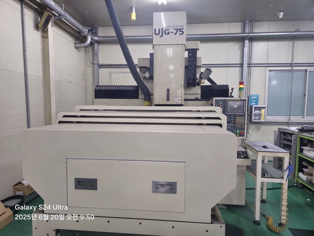 和井田製作所 UJG-75 NC工具研削盤